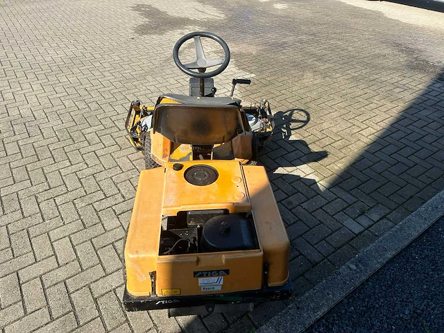 Stiga - park - zitmaaier - afbeelding 6 van  6