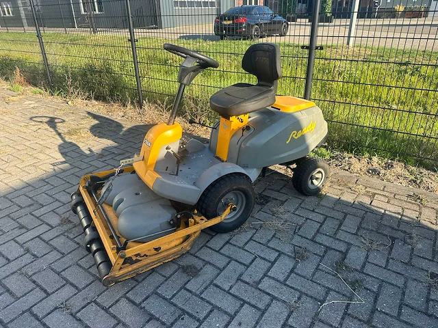 Stiga - ready - zitmaaier - afbeelding 1 van  5