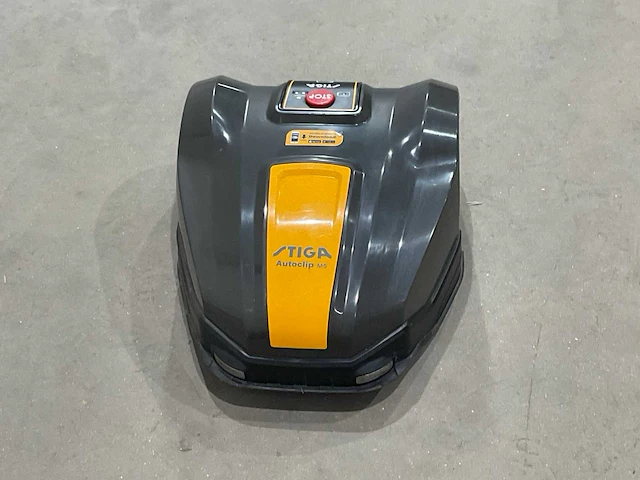 Stiga autoclip m5 robot maaier - afbeelding 4 van  8