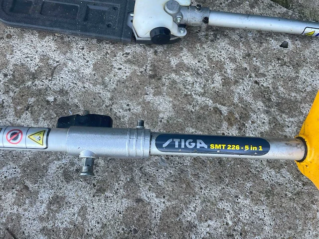 Stiga multi tool - smt 226 5 - grasmaaier - afbeelding 3 van  5