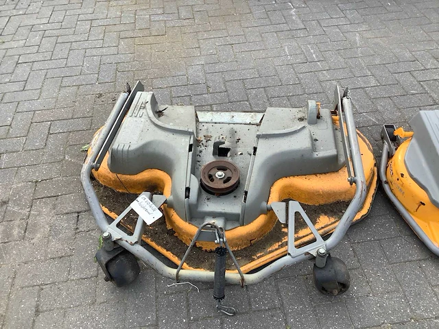 Stiga park 110pro maaidek zitmaaier maaidek (2x) - afbeelding 3 van  6