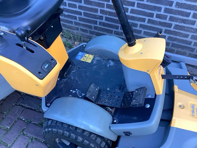 Stiga park pro swan 4wd zitmaaier - afbeelding 4 van  9