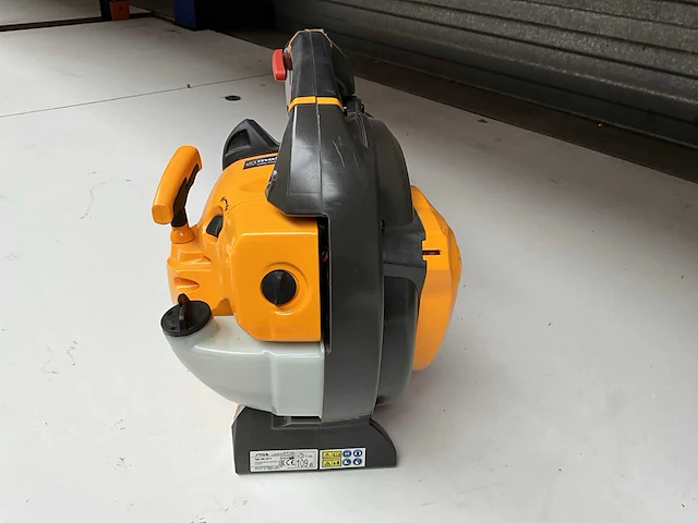 Stiga sbl 327 v benzine bladblazer - afbeelding 5 van  7