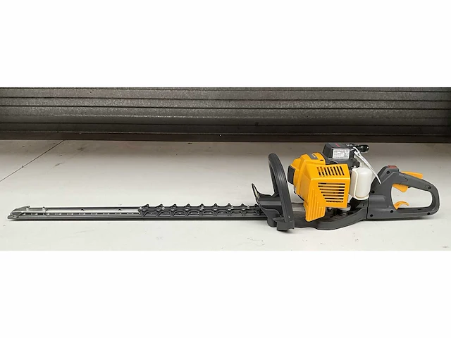 Stiga sht 675 k benzine heggenschaar - afbeelding 1 van  9