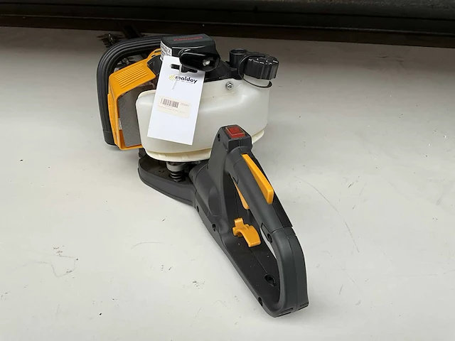 Stiga sht 675 k benzine heggenschaar - afbeelding 7 van  9
