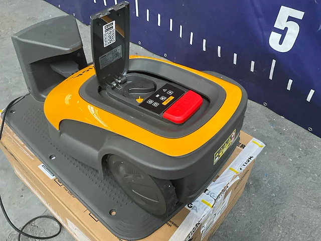 Stiga stig robotmaaier - afbeelding 4 van  7