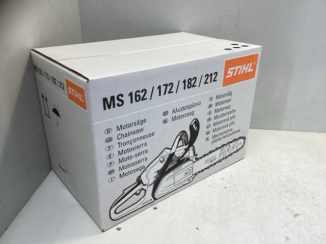 Stihl - kettingzaag 35cm blad - afbeelding 2 van  4