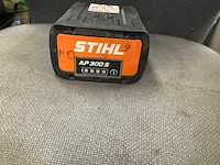 Stihl ap300s accu - afbeelding 2 van  3