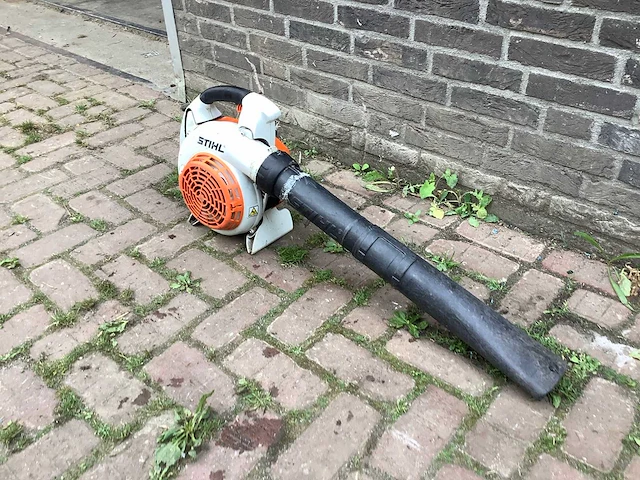 Stihl bg86 bladblazer - afbeelding 2 van  2