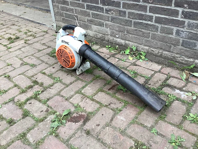 Stihl bg86 bladblazer - afbeelding 2 van  2