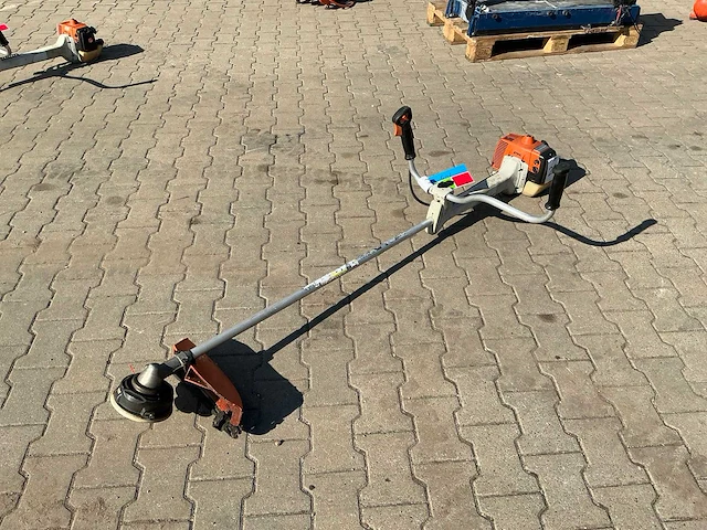 Stihl bosmaaier - afbeelding 1 van  4