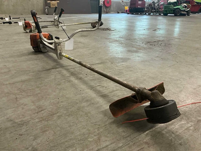 Stihl bosmaaier - afbeelding 3 van  4