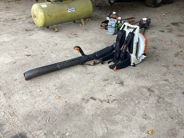 Stihl br 600 bladblazer - afbeelding 3 van  7