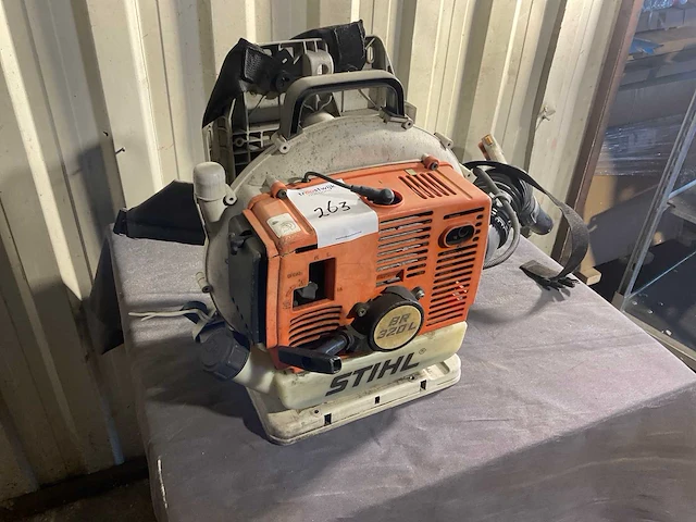 Stihl br320l bladblazer - afbeelding 2 van  5