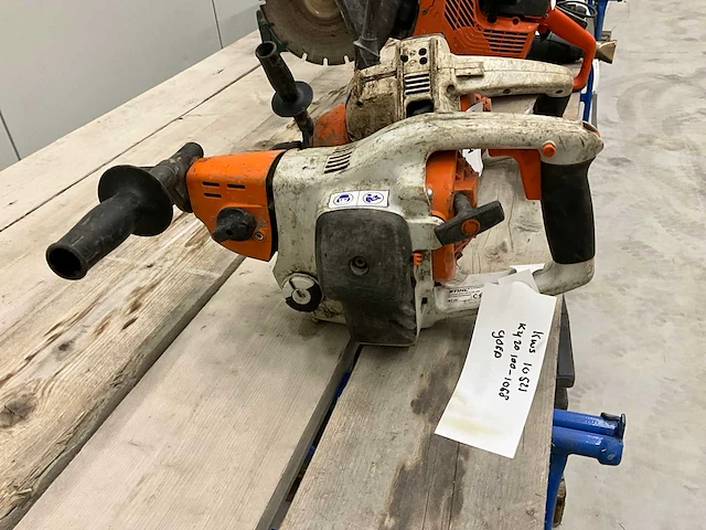 Stihl bt 45 benzine boormachine - afbeelding 1 van  5