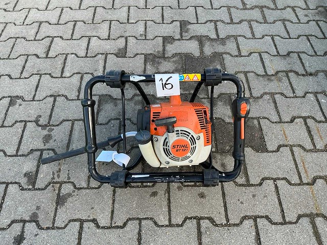 Stihl bt121 grondboor - afbeelding 1 van  3