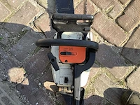 Stihl d12 av kettingzaag - afbeelding 3 van  4