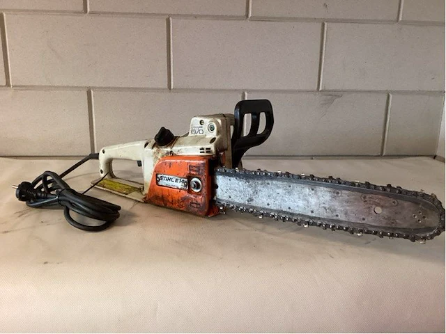 Stihl e 14 kettingzaag - afbeelding 1 van  9