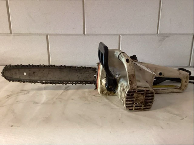 Stihl e 14 kettingzaag - afbeelding 8 van  9
