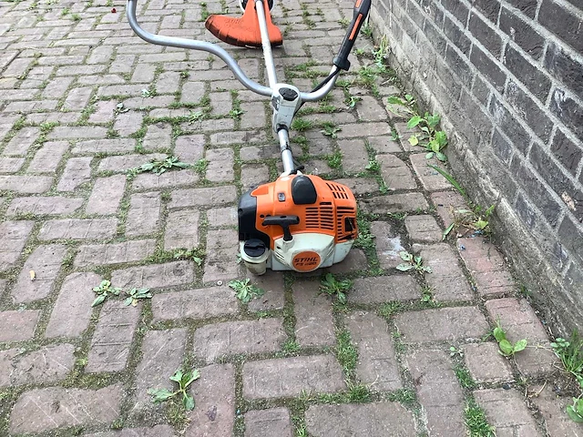 Stihl fs260 bosmaaier - afbeelding 2 van  4