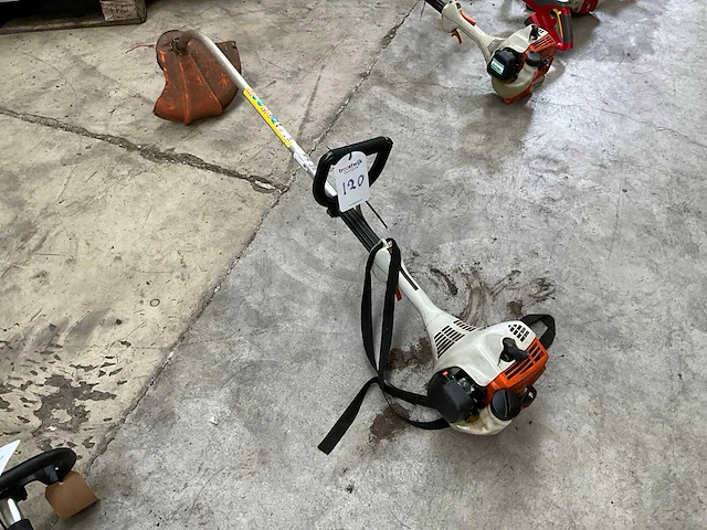Stihl fs38 bosmaaier - afbeelding 2 van  7