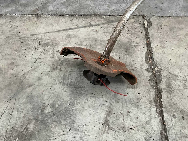 Stihl fs38 bosmaaier - afbeelding 4 van  7