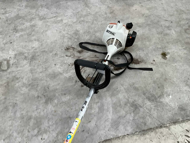 Stihl fs38 bosmaaier - afbeelding 5 van  7
