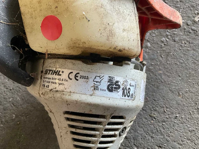 Stihl fs45 bosmaaier - afbeelding 3 van  4