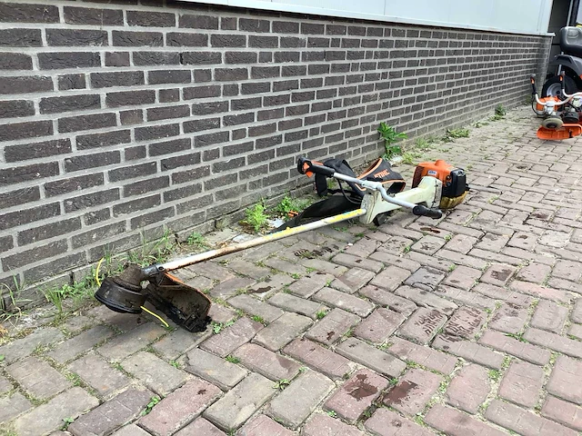 Stihl fs450 bosmaaier - afbeelding 2 van  4