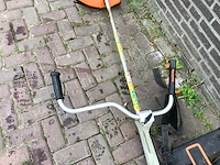 Stihl fs450 bosmaaier - afbeelding 3 van  4
