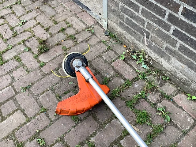 Stihl fs460 bosmaaier - afbeelding 3 van  4