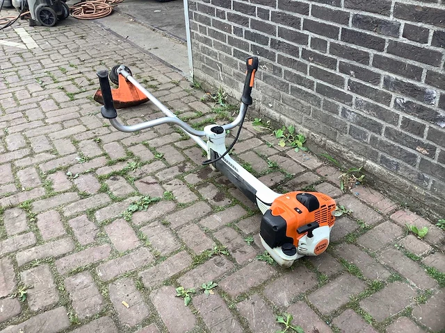 Stihl fs460 bosmaaier - afbeelding 1 van  4