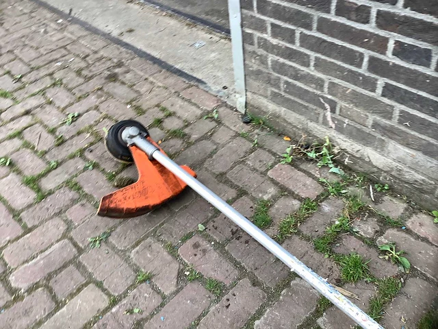 Stihl fs460 bosmaaier - afbeelding 3 van  4