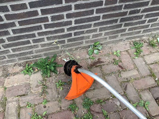 Stihl fs75 bosmaaier - afbeelding 3 van  4