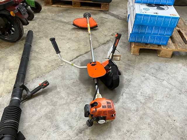 Stihl fs80 bosmaaier - afbeelding 1 van  6