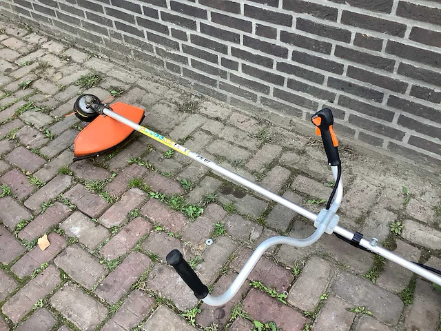 Stihl fs87 bosmaaier - afbeelding 3 van  5