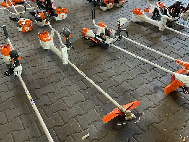 Stihl fsa 200 accu bosmaaier body - afbeelding 1 van  4