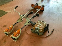 Stihl fsa130 en ar3000 accu bosmaaier (2x) - afbeelding 1 van  11
