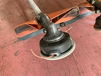 Stihl fsa130 en ar3000 accu bosmaaier (2x) - afbeelding 4 van  11