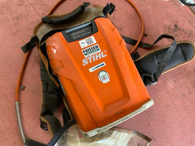 Stihl fsa130 en ar3000 accu bosmaaier (2x) - afbeelding 9 van  11