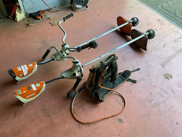 Stihl fsa130 en ar3000 accu bosmaaier - afbeelding 2 van  11