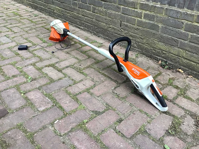 Stihl fsa45 bosmaaier - afbeelding 1 van  2