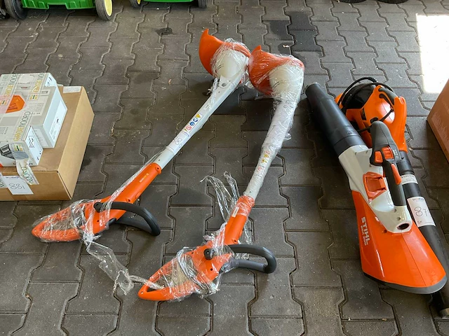 Stihl fse 31 grastrimmer (2x) - afbeelding 1 van  3
