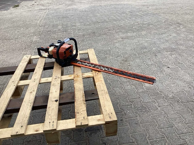 Stihl hs 80 heggenschaar - afbeelding 2 van  6