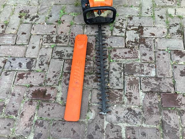 Stihl hs45 heggenschaar - afbeelding 2 van  4