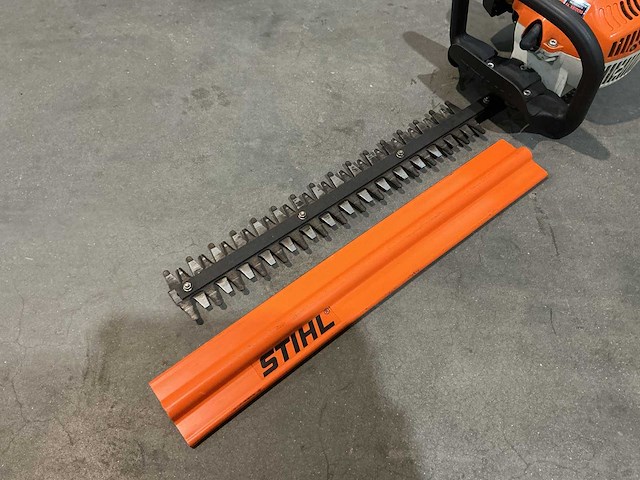 Stihl hs45 heggenschaar - afbeelding 4 van  7