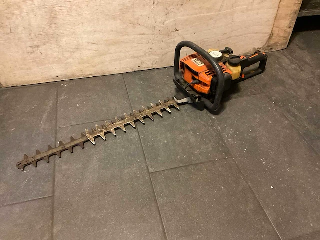 Stihl hs80 heggenschaar - afbeelding 1 van  2