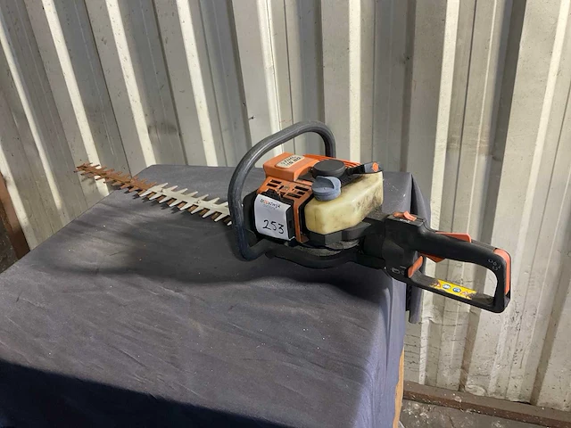 Stihl hs80 heggenschaar - afbeelding 1 van  4
