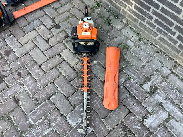 Stihl hs81r heggenschaar - afbeelding 3 van  4