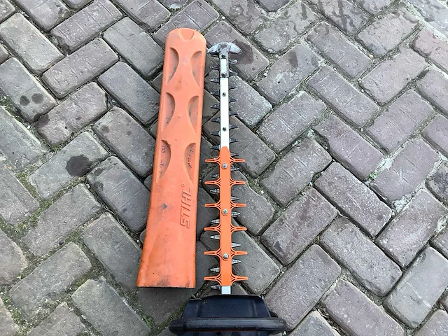 Stihl hs81r heggenschaar - afbeelding 4 van  4